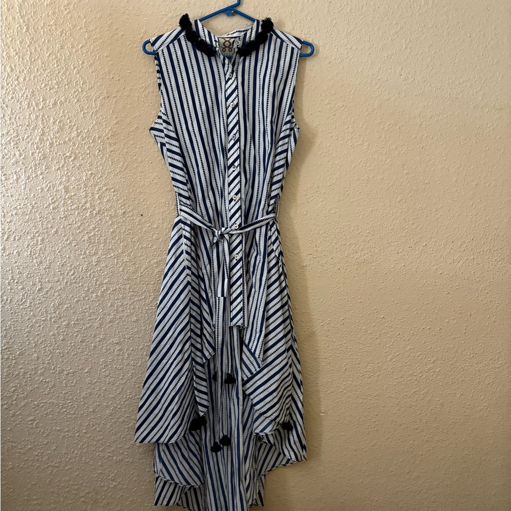 Elegant Navy High Low Dress with Sleeveless Design